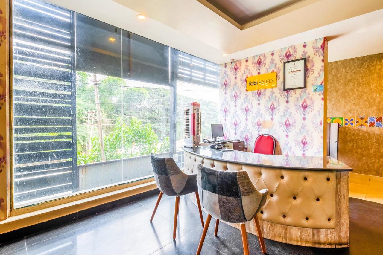 Fabhotel Astra Suites - Hsr Main Road Bangalore Buitenkant foto