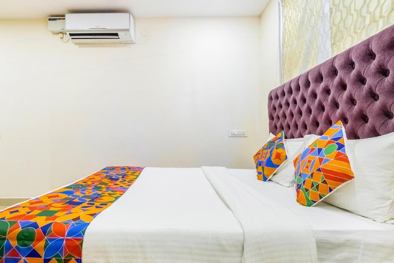 Fabhotel Astra Suites - Hsr Main Road Bangalore Buitenkant foto